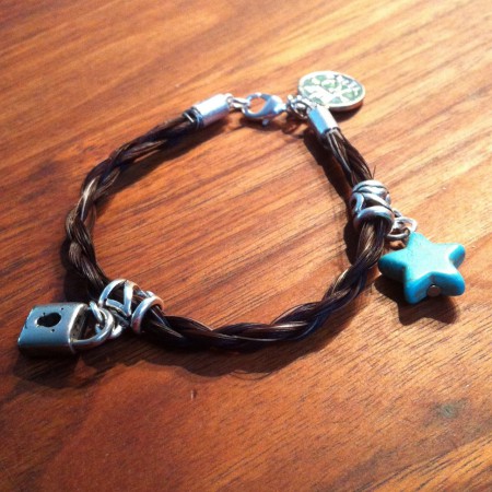 Smalle armband met bedels